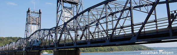 Stillwater Lift Bridge.  Jonathon Pellgen (CC)
